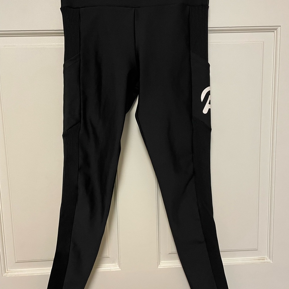 Peloton High Waisted Ribbed Pocket Leggings In Black